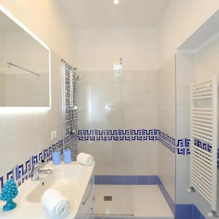 Будинок відпочинку Relais Chiara Free Parking