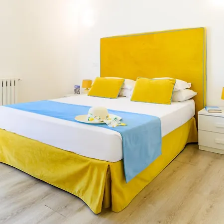 Estate4home - Relais Chiara Free Parking Tatil Evi *