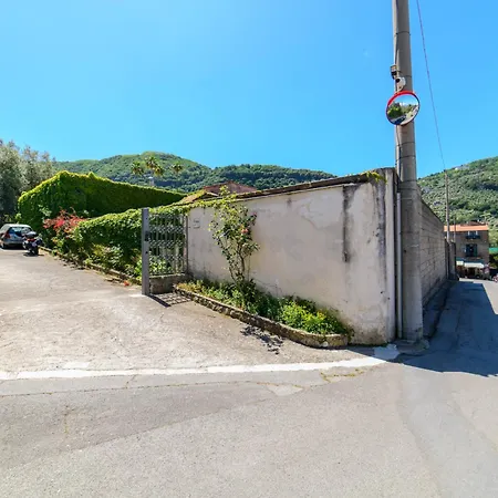 Estate4home - Relais Chiara Free Parking * Сорренто