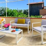 Estate4home - Relais Chiara Free Parking בית נופש